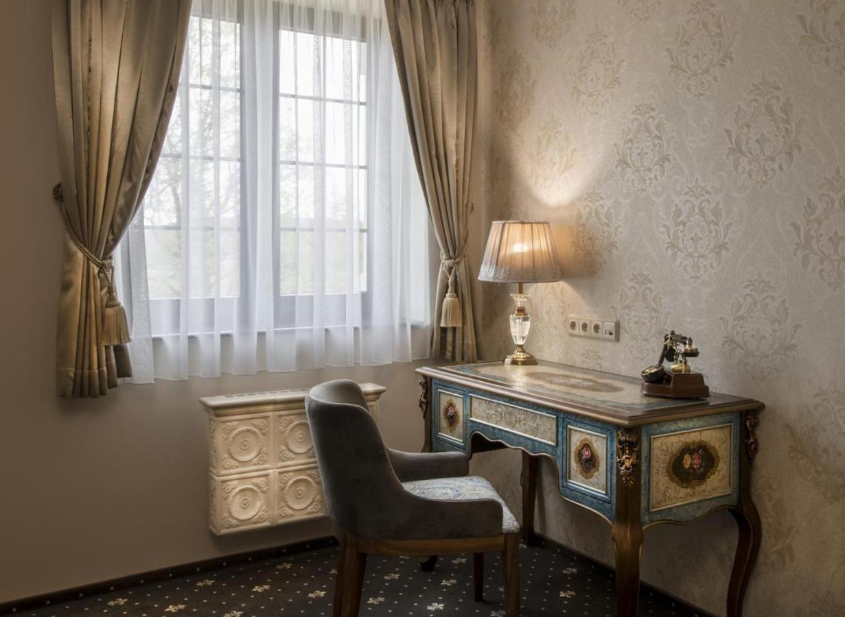 Chateau Sanov Hotel