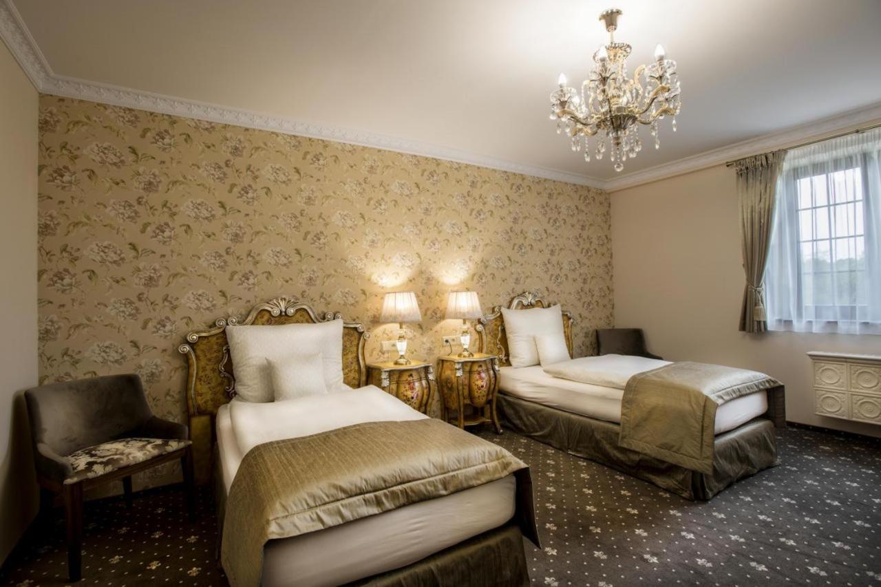 Chateau Sanov 5* Sanov (Rakovnik)